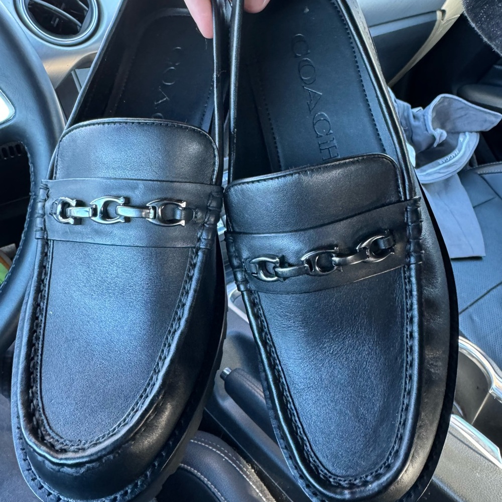 I’m selling men’s coach black leather loafers never worn need 100$ - Picture 2 of 2
